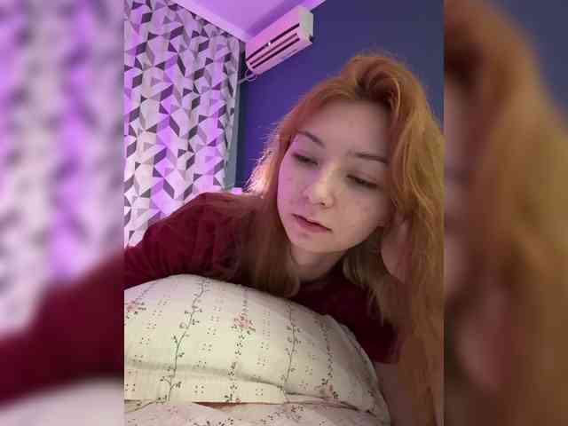 ShyAlya webcam