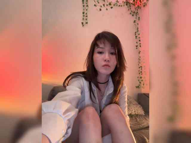 ShyAlya webcam