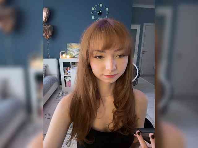 ShyAlya webcam