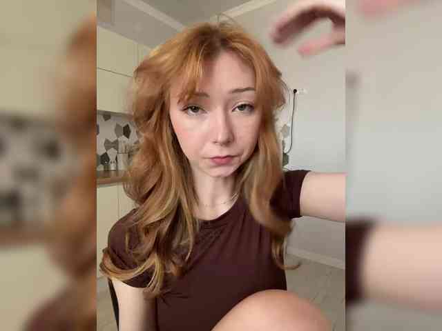 ShyAlya webcam