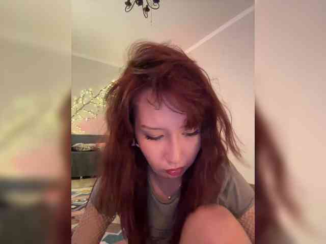 ShyAlya webcam
