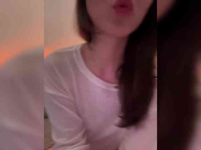 ShyAlya webcam