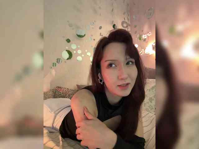 ShyAlya webcam
