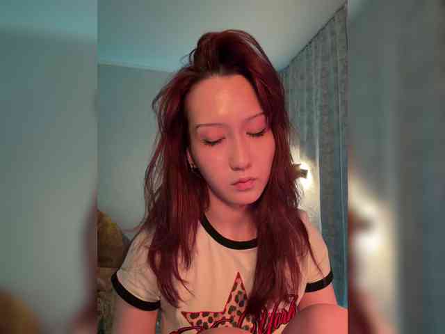 ShyAlya webcam