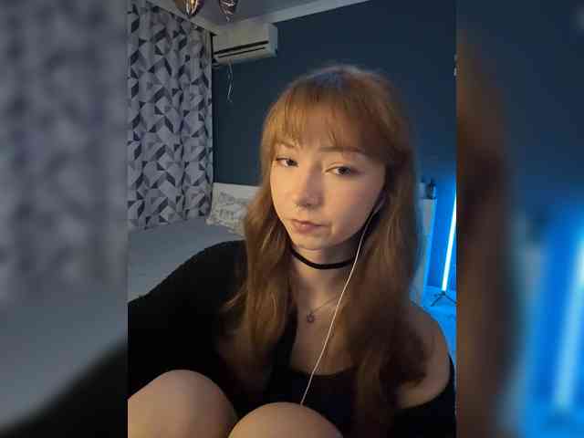 ShyAlya webcam