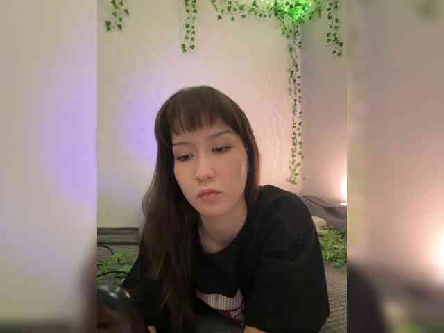 ShyAlya webcam