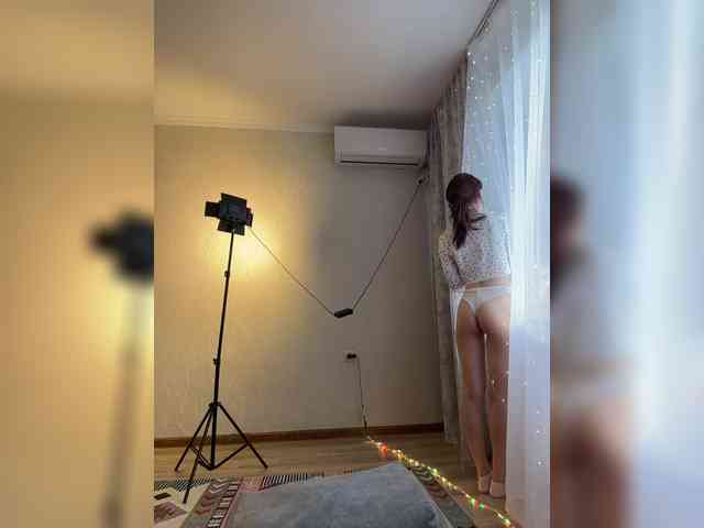 ShyAlya webcam