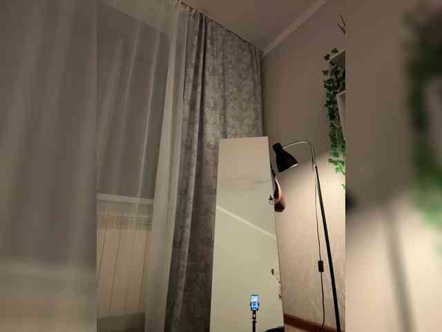 ShyAlya webcam