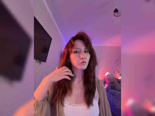 ShyAlya webcam