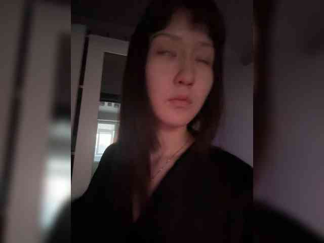 ShyAlya webcam
