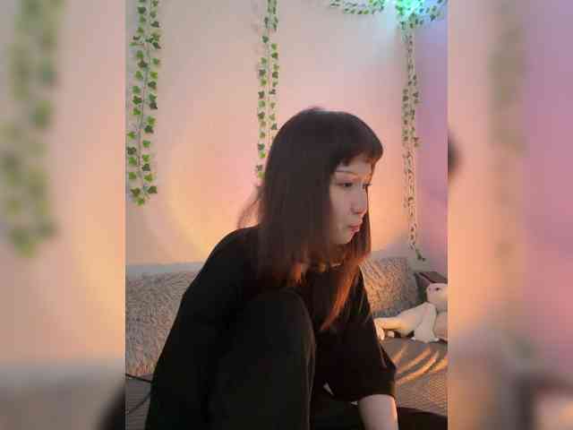 ShyAlya webcam