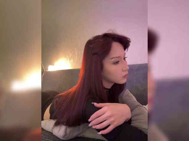 ShyAlya webcam