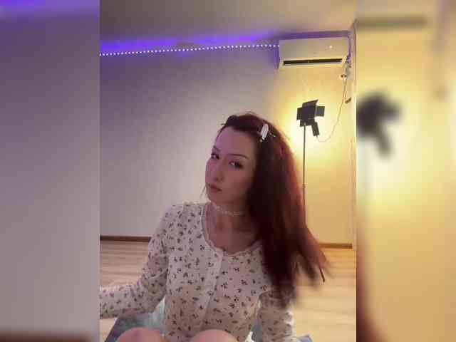 ShyAlya webcam