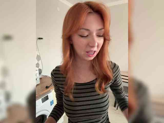 ShyAlya webcam