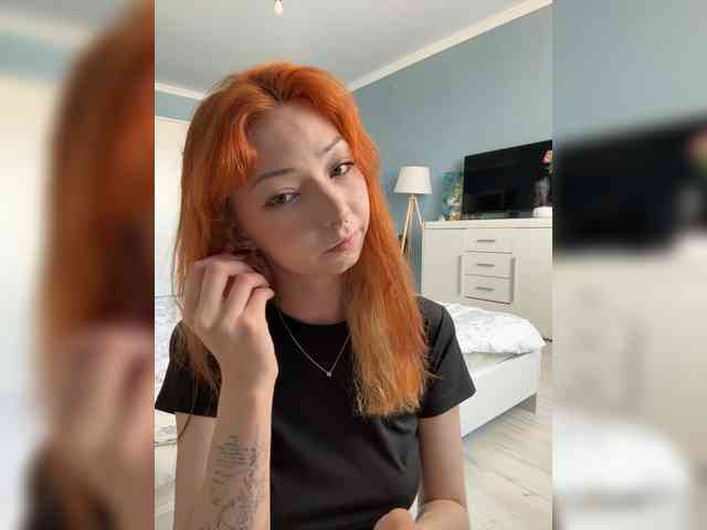 ShyAlya webcam
