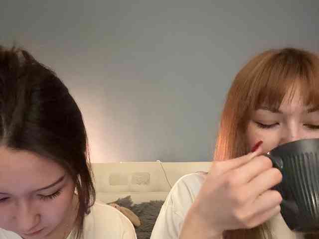 ShyAlya webcam