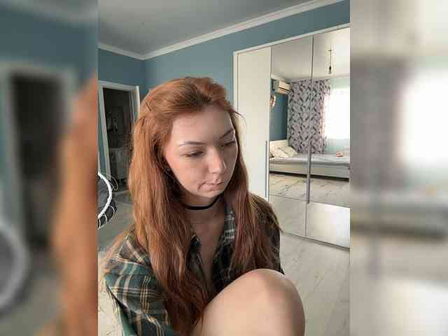 ShyAlya webcam