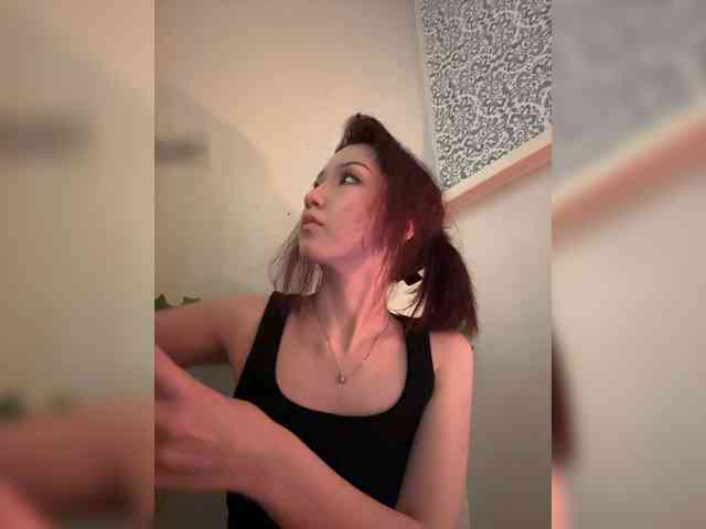 ShyAlya webcam