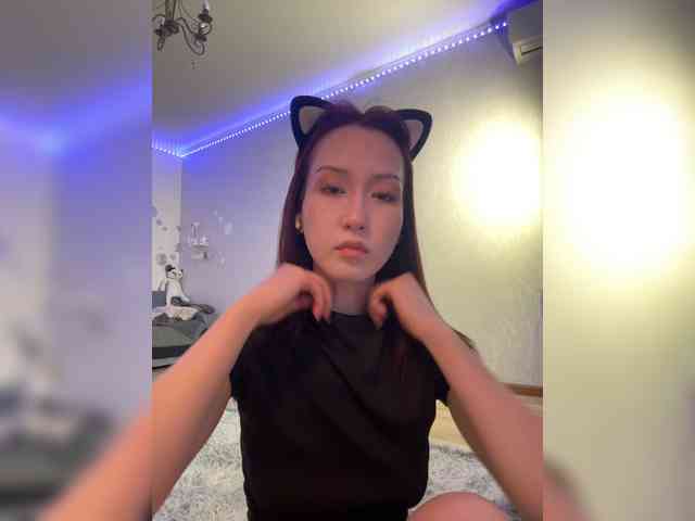ShyAlya webcam