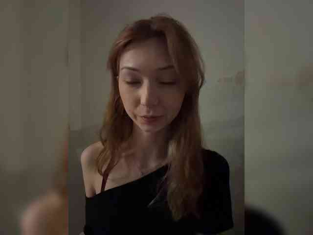 ShyAlya webcam