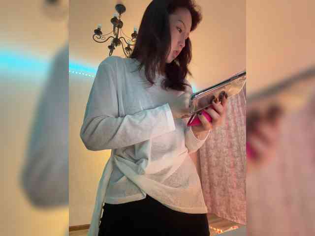 ShyAlya webcam