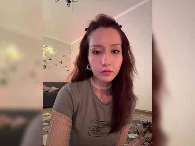 ShyAlya webcam
