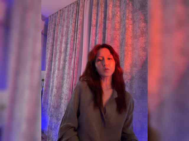 ShyAlya webcam