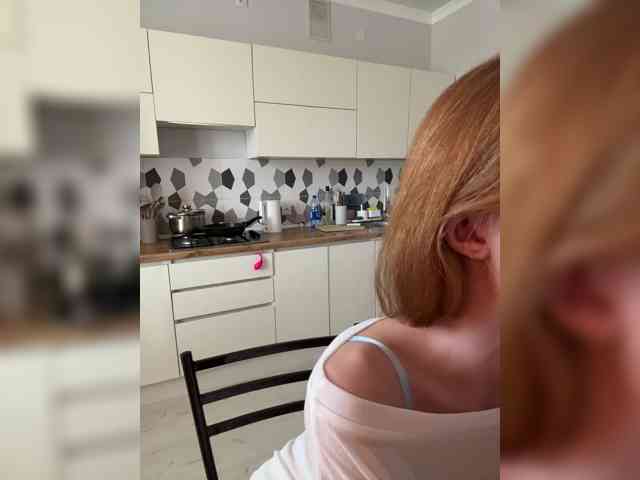 ShyAlya webcam