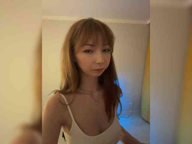 ShyAlya webcam