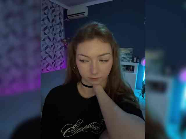 ShyAlya webcam