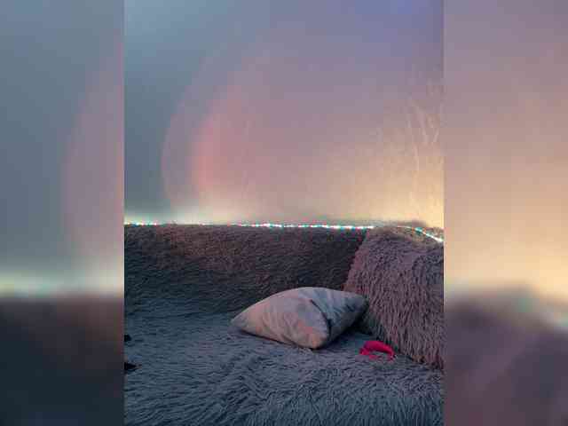 ShyAlya webcam