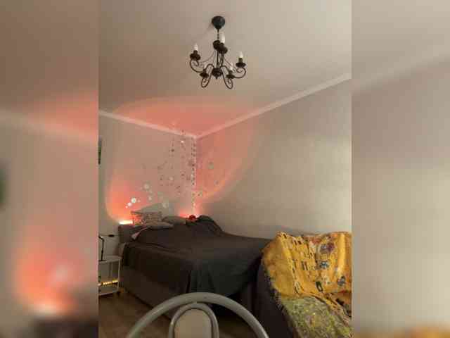 ShyAlya webcam