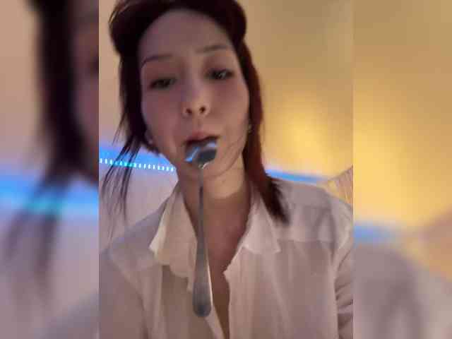 CrazyAleona Sex Cam Show