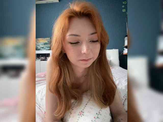 ShyAlya webcam
