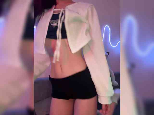 ShyAlya webcam