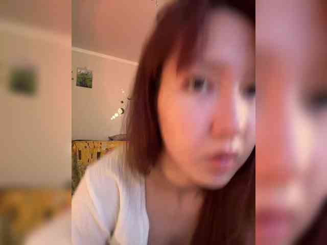 ShyAlya webcam