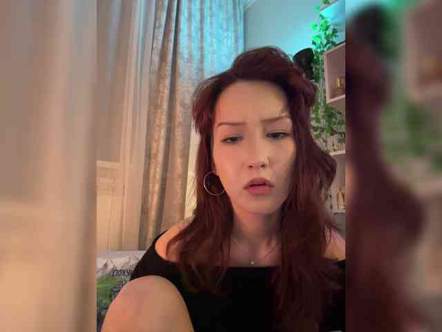 ShyAlya webcam