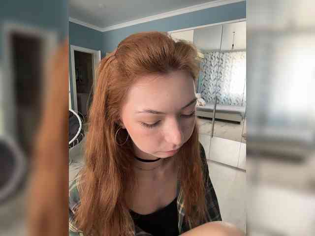 ShyAlya webcam