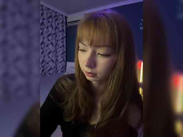 ShyAlya webcam