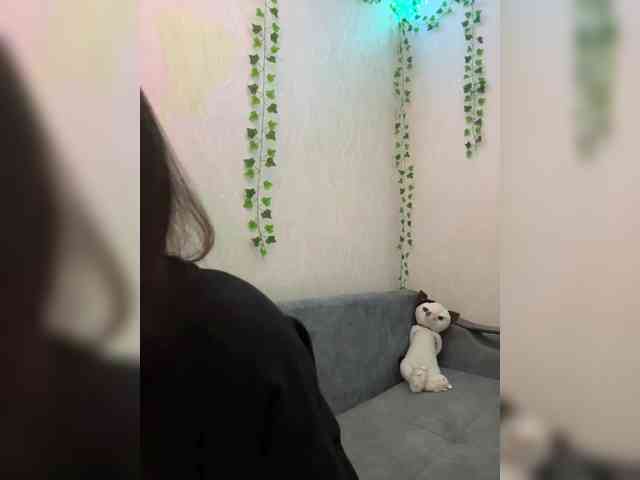 ShyAlya webcam