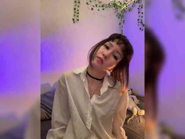 ShyAlya webcam