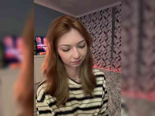 ShyAlya webcam