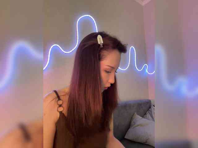 ShyAlya webcam