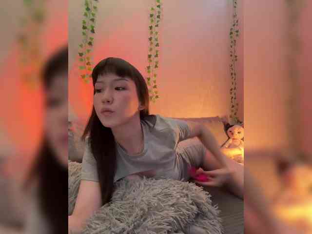ShyAlya webcam