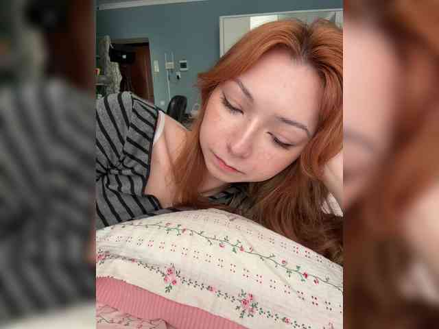ShyAlya webcam