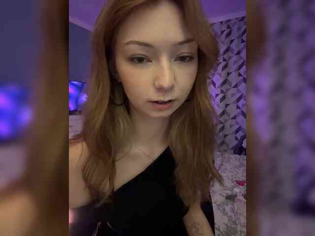 CrazyAleona Live Webcam on BongaCams