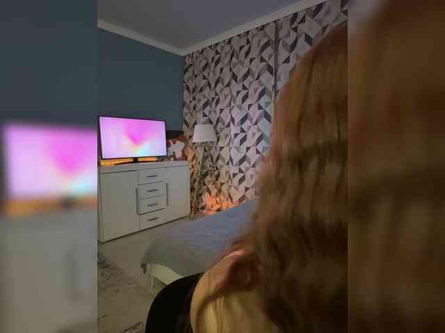 ShyAlya webcam