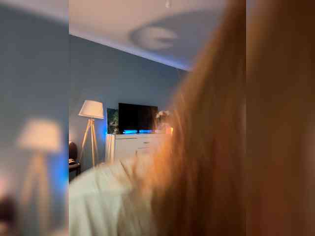 ShyAlya webcam