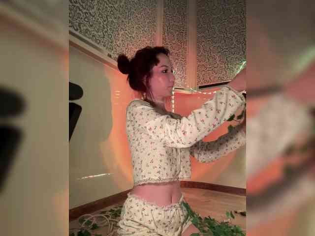 CrazyAleona Sex Cam Show