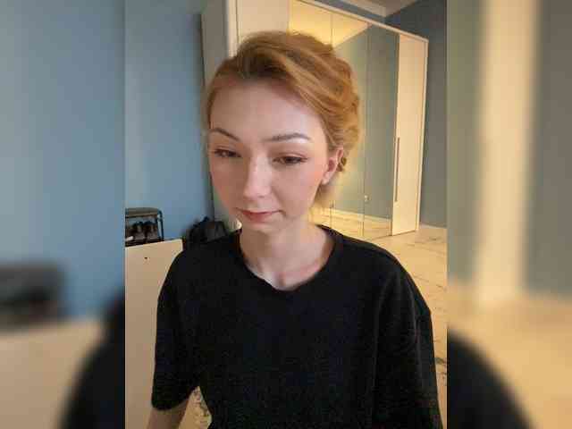 ShyAlya webcam